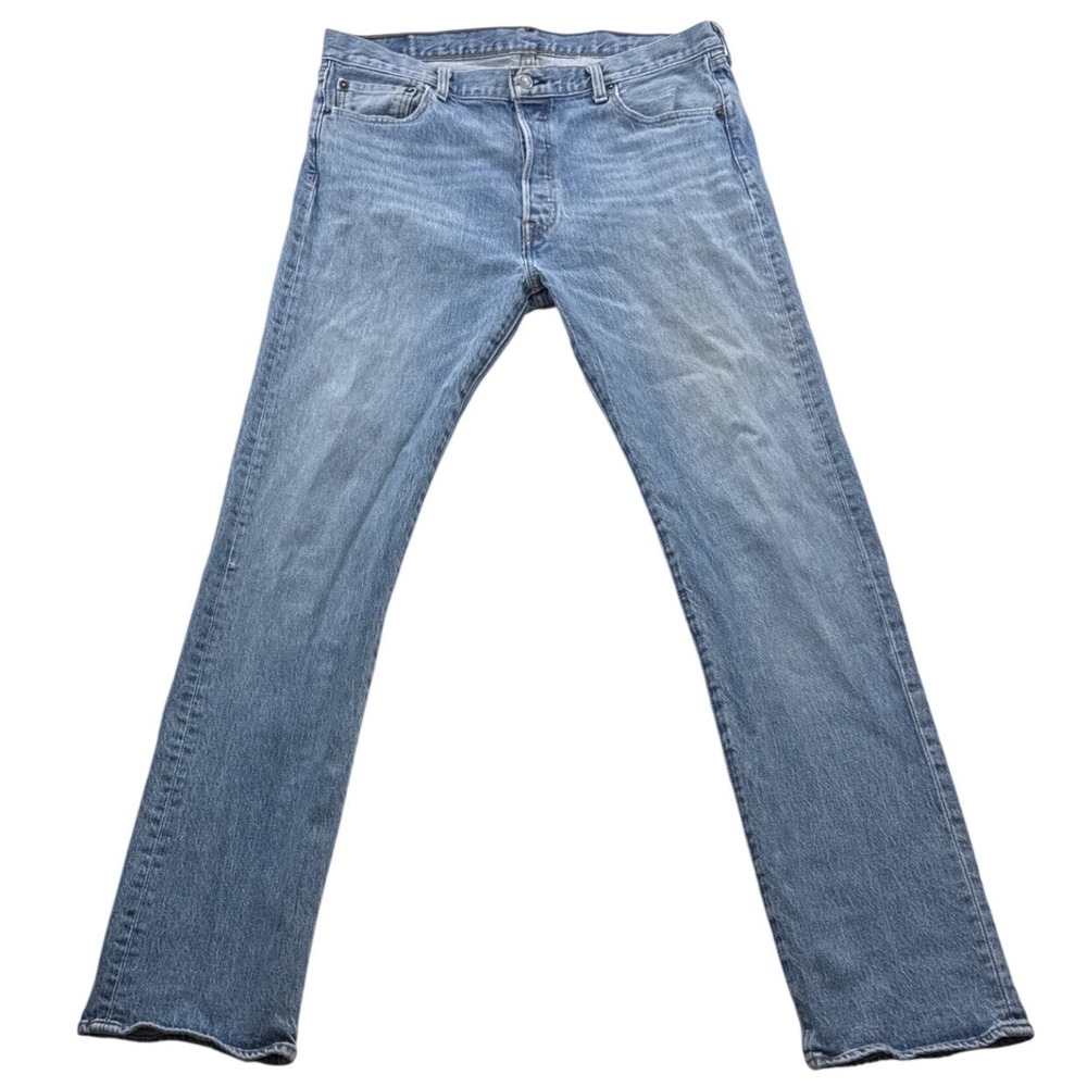 Levi's 501 Jeans Mens W35 L34‎ Button Fly Straight Leg Y2K Medium Wash